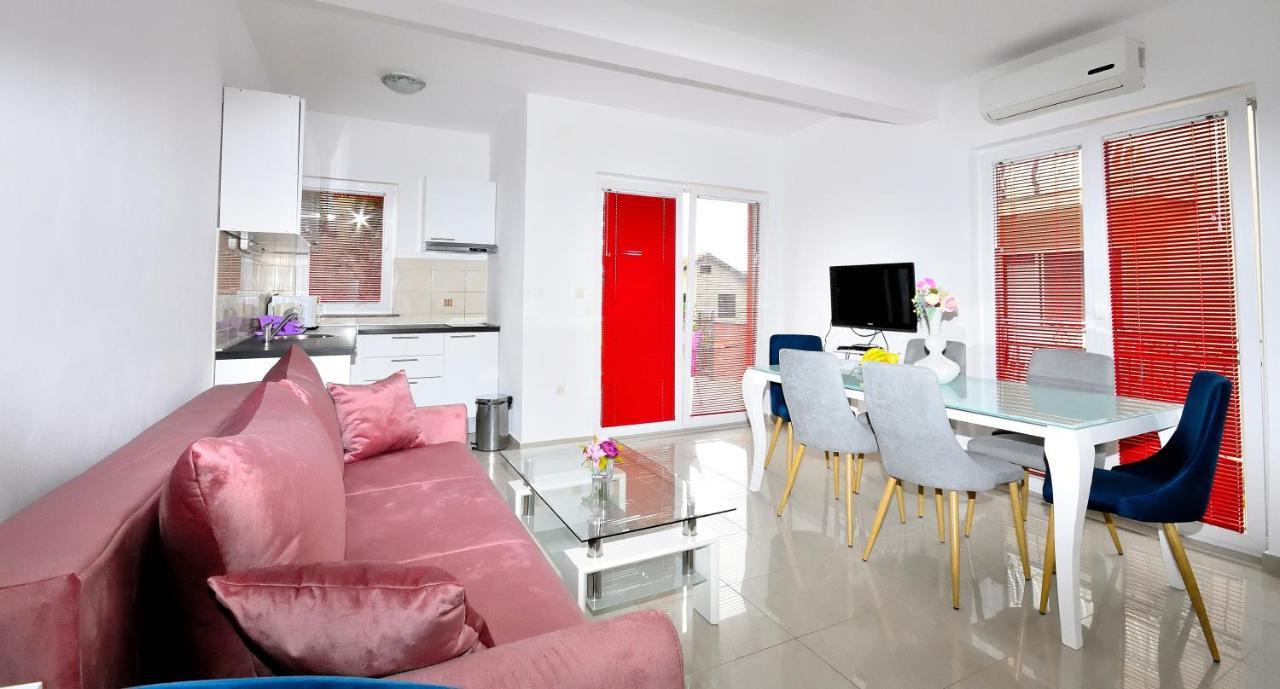 Stella Maris Apartments 沃迪切 外观 照片